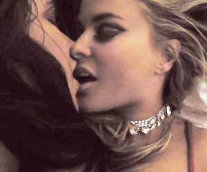 tab/thumbs/carmen-electra/name.png Sex Tape